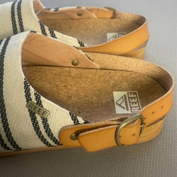Reef Women's Cushion Sage TX Black and White Striped Clogs Size 9 - Picture 6 of 10